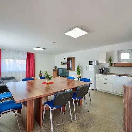 Sunny Hotel Regenstauf