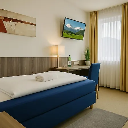 Sunny Hotel